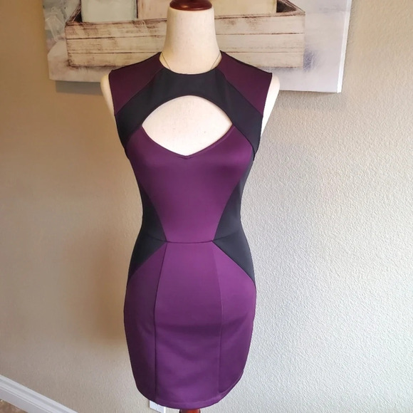 FOREVER 21 | Cut Out Fitted Sleeveless Dress sz S - Picture 1 of 5